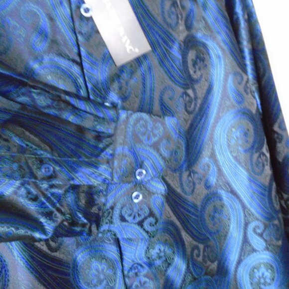 Elegant Blue Paisley Button-Down Shirt - Picture 4 of 9